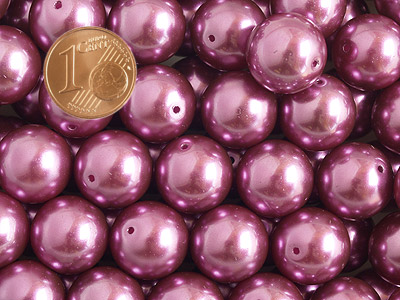 große violette Barockperlen, auch Wachsperlen oder Glaswachsperlen genannt